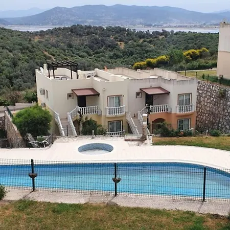 Bodrum Guvercinlikde Turkuaz Sitesinde Havuzlu Ferah Daire Appartement *